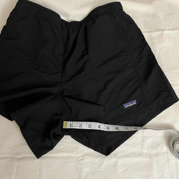 Columbia Women's Large athletic Shorts black - Picture 4 of 7